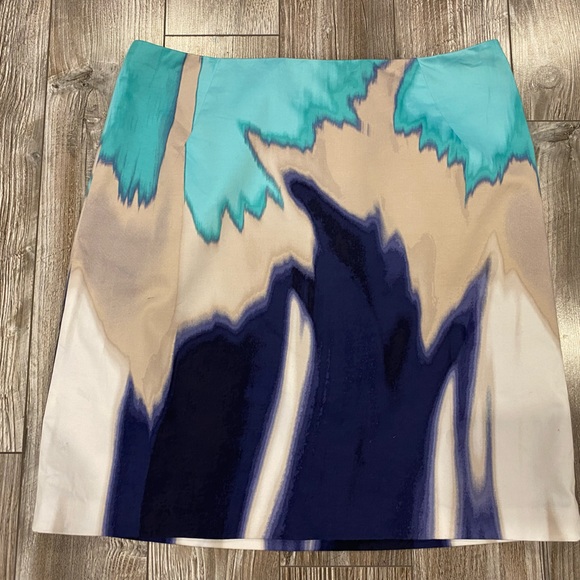 Tahari Mini Slight A-line skirt (Size 8) - Picture 1 of 6